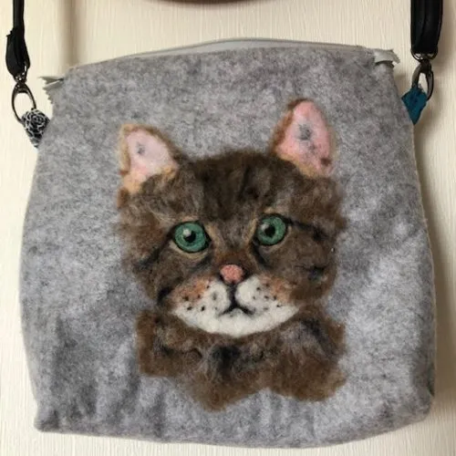 Sac feutrine chat